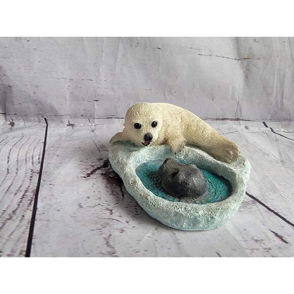 Harp Seal Pup With Mom Loving Stone Figure - Picture 1 of 7